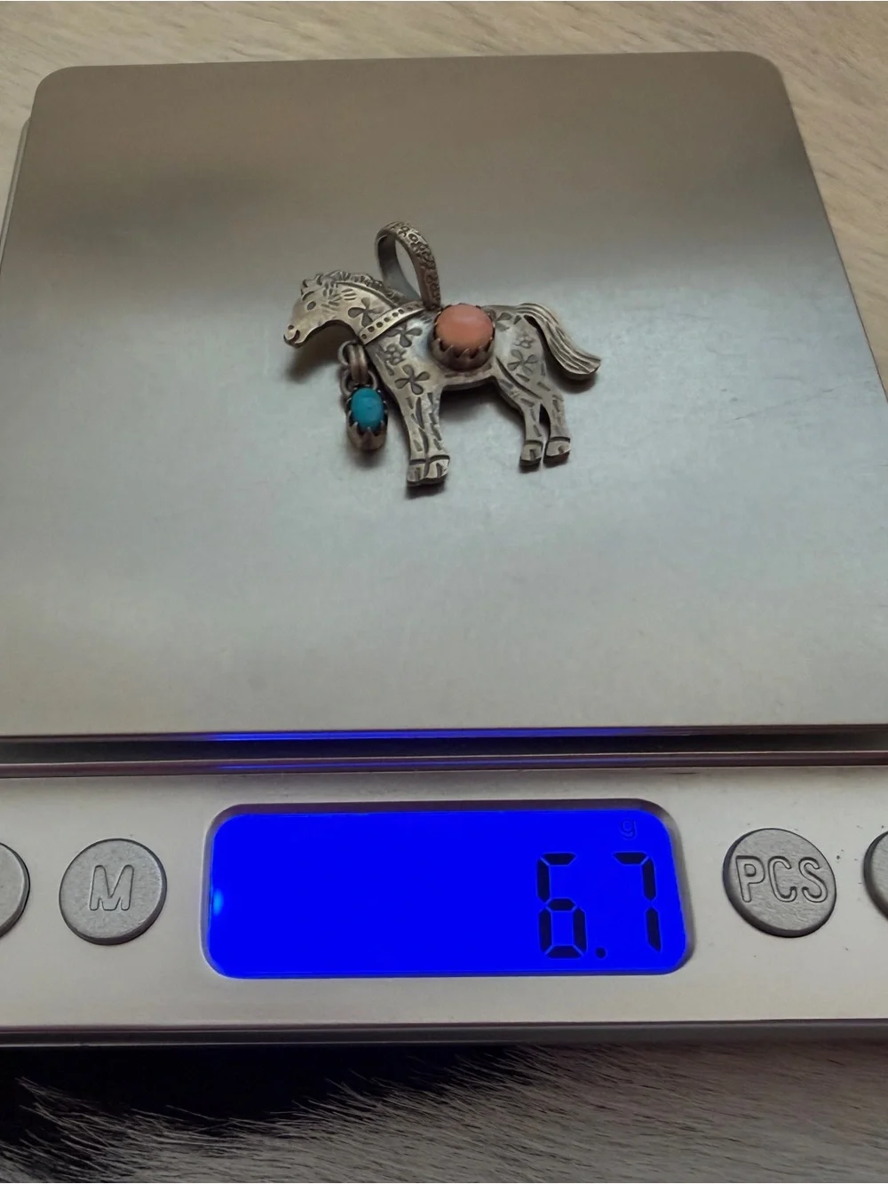 ❤️ Fully Hand Stamped Sterling Horse Pendant Kingman Turquoise Pink Conch 1.28”L - Picture 7 of 10